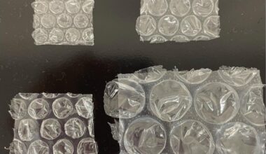 Bubble wrap bursts enable power-free acoustic testing