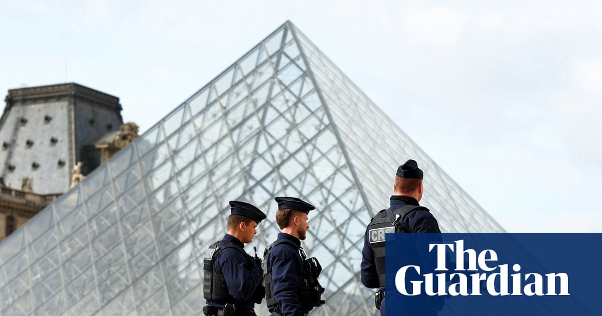 Five new suspects arrested in connection with Louvre robbery | Paris