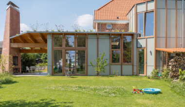 Hofbode II Semi-Detached House / Marge architecten