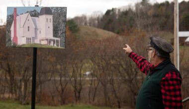 Inside the tiny US town that attracts Beetlejuice fans to iconic film site every year