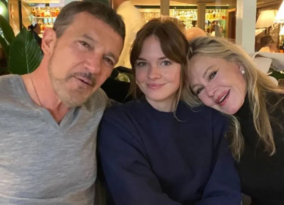 Melanie Griffiths, Antonio Banderas and Stella Banderas