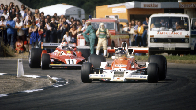 1977 british grand prix (2).jpg