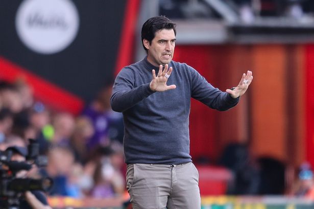 Andoni Iraola of Bournemouth during the Premier League match between AFC Bournemouth and Manchester United FC