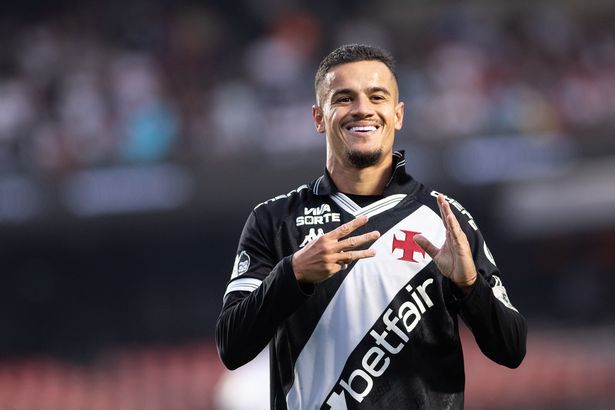 Philippe Coutinho of Vasco da Gama.
