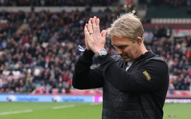 Lewis Moody puts his hands together in appreciation for the crowd