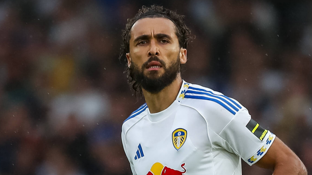 Dominic Calvert-Lewin playing for Leeds