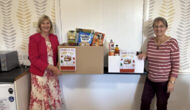 Barrhead: Norwood residents make donation to food bank