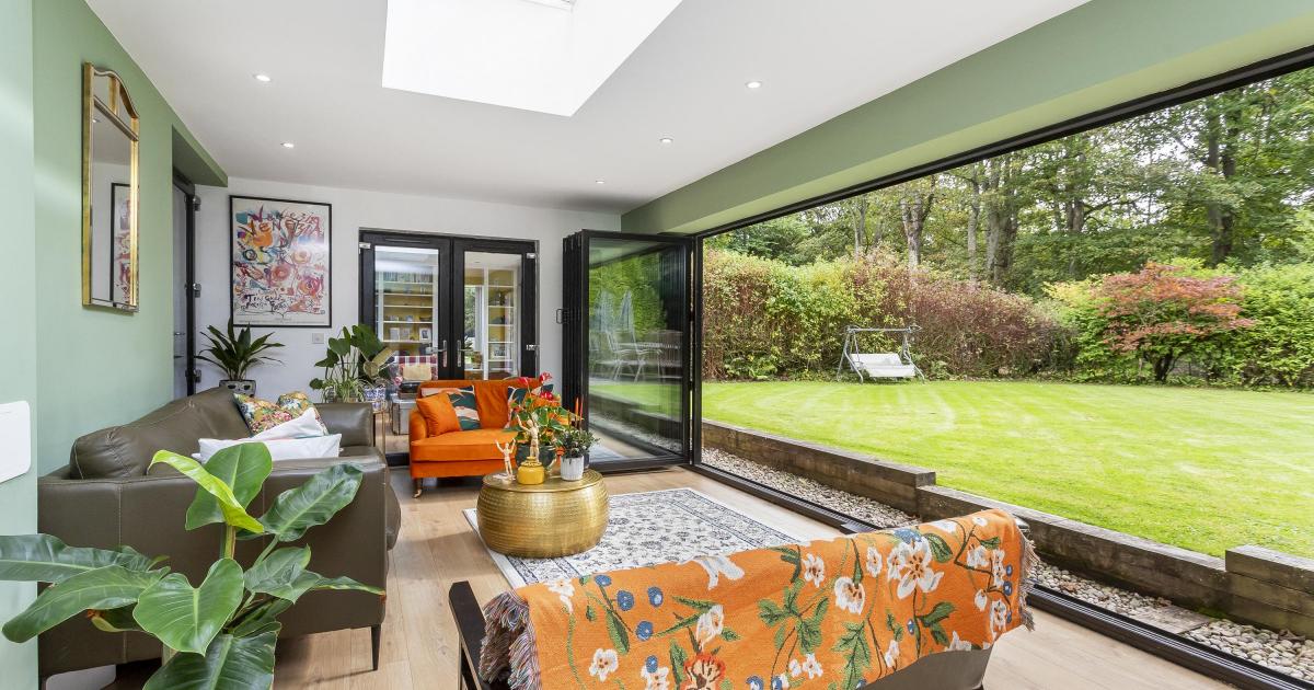 'Hidden gem' home near Edinburgh hits the market for £1.5m