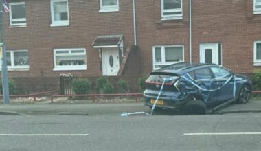 Police hunting driver after van hit bridge in Glasgow