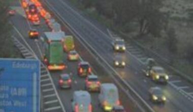 Motorists warned after M8 crash disrupts morning traffic