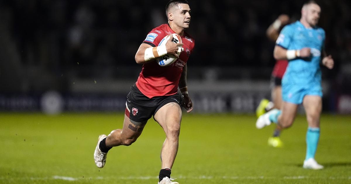 Bradford Bulls sign Jayden Nikorima from Salford Red Devils