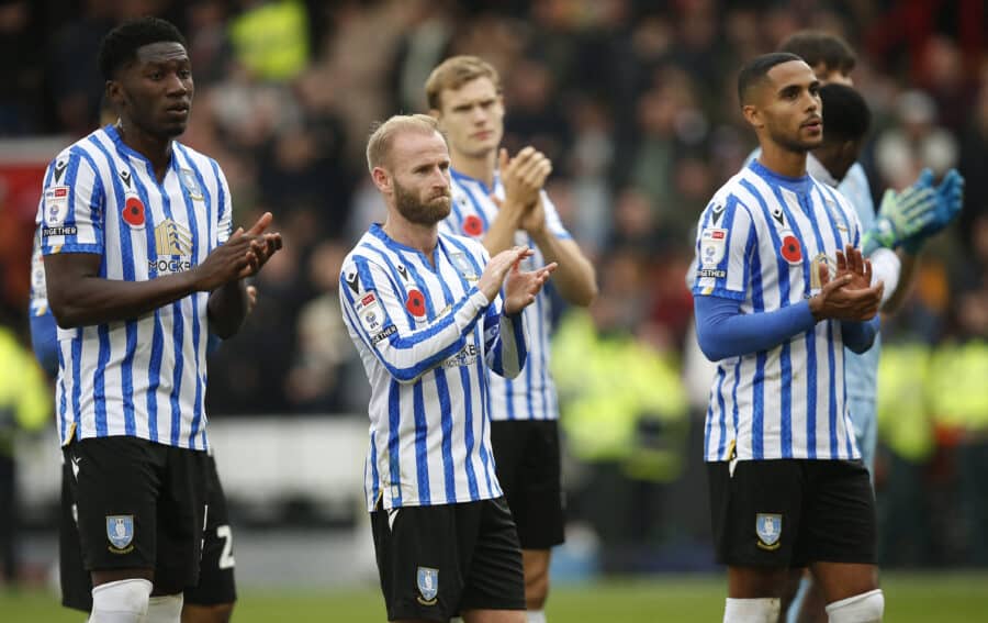 SWFC - sheffield wednesday players applaud