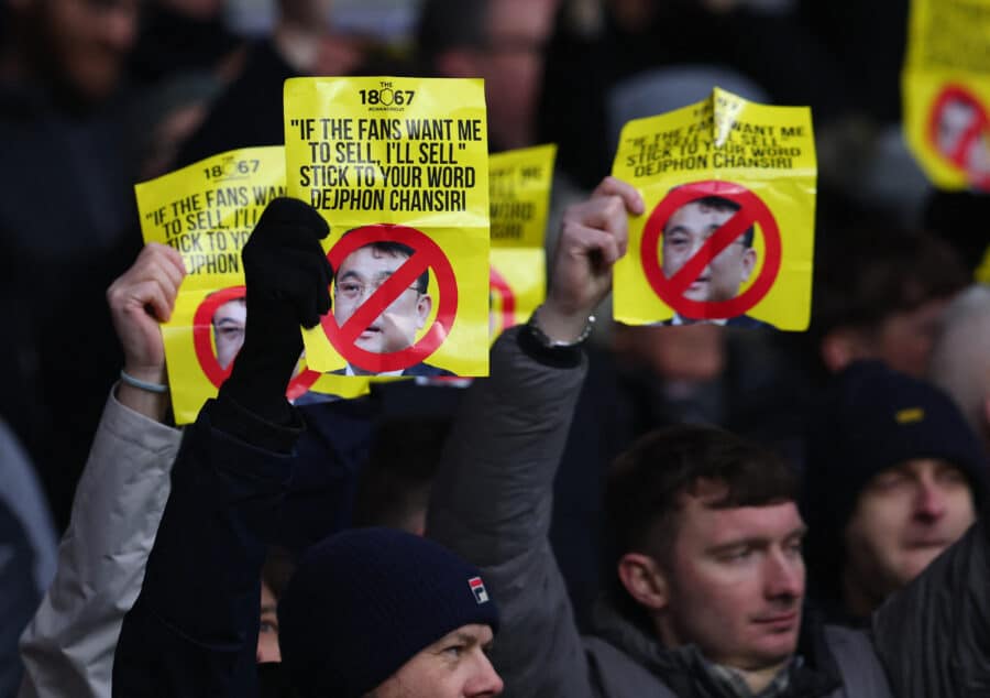 SWFC - Sheffield Wednesday fans protest