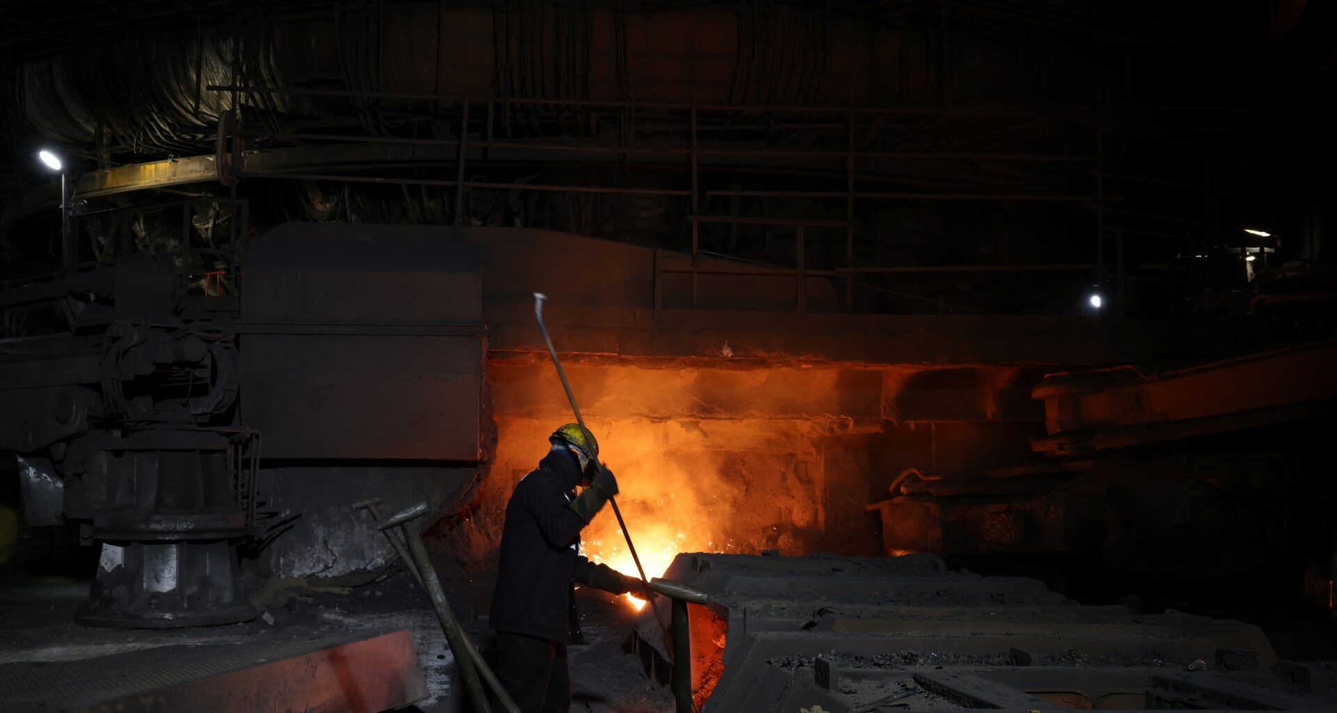 ‘Crisis’: Why EU plan for 50 percent tariff is spooking British steel | Trade War News