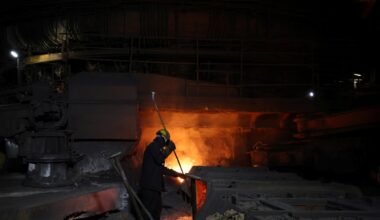 ‘Crisis’: Why EU plan for 50 percent tariff is spooking British steel | Trade War News