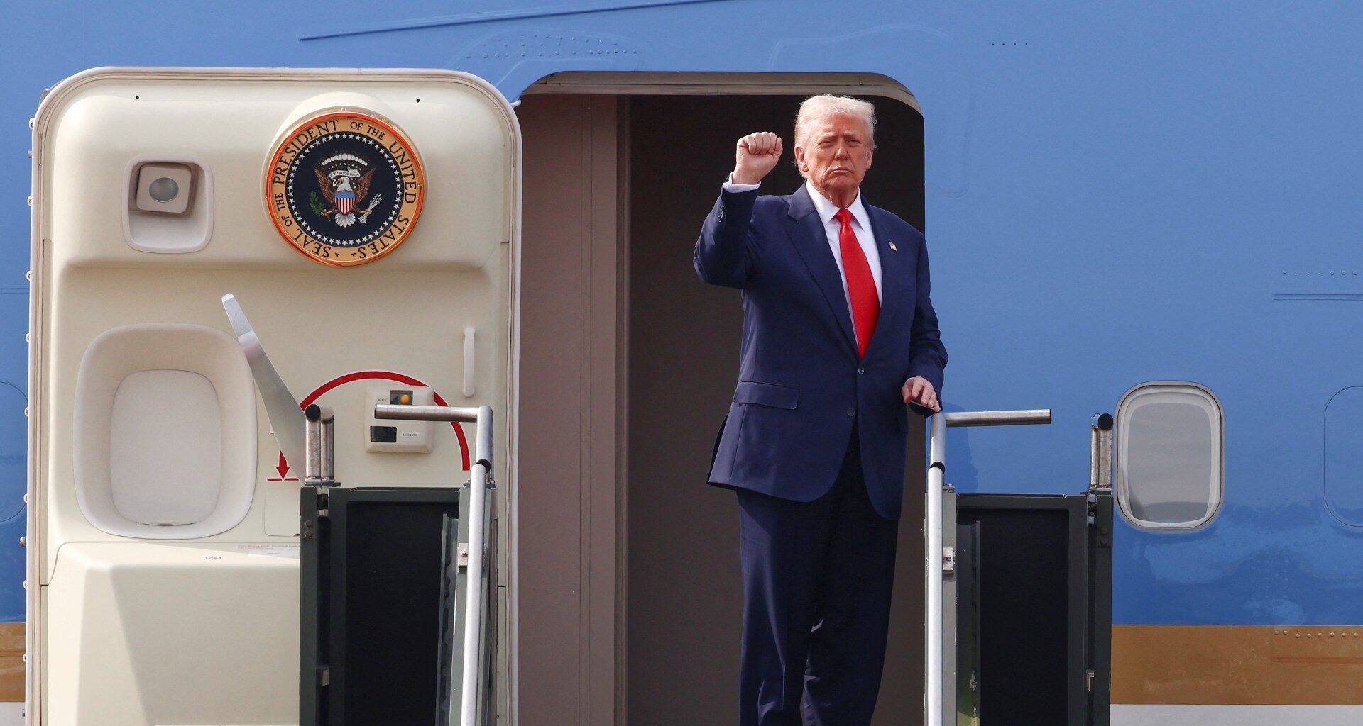 Trump says US to resume nuclear weapons tests, backs S Korean nuclear sub | Nuclear Weapons News