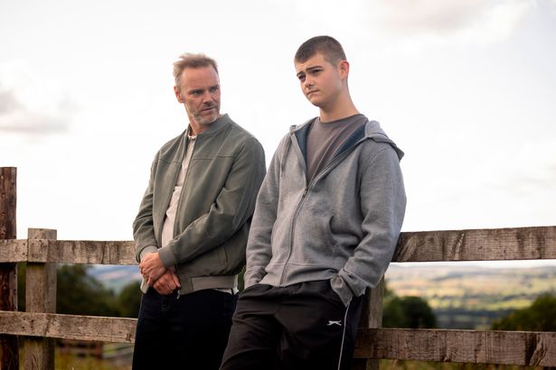 Newcomer Ray, played by actor Joe Absolom, headed to the village and was soon revealed to be a dealer