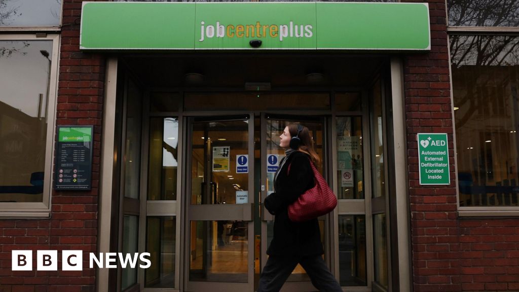 Stretched job centre staff struggling to get disabled people into work