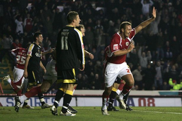 BRISTOL, UNITED KINGDOM - DECEMBER 15:  Lee Trundle of Bristol celebrates their goal during the Coca-Cola Championship match between Bristol City and Cardiff City at Ashton Gate on December 15, 2007 in Bristol, England.  (Photo by Christopher Lee/Getty Images)