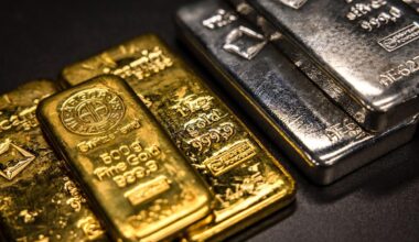 Historic Silver Squeeze Deepens as Prices Soar in London Market