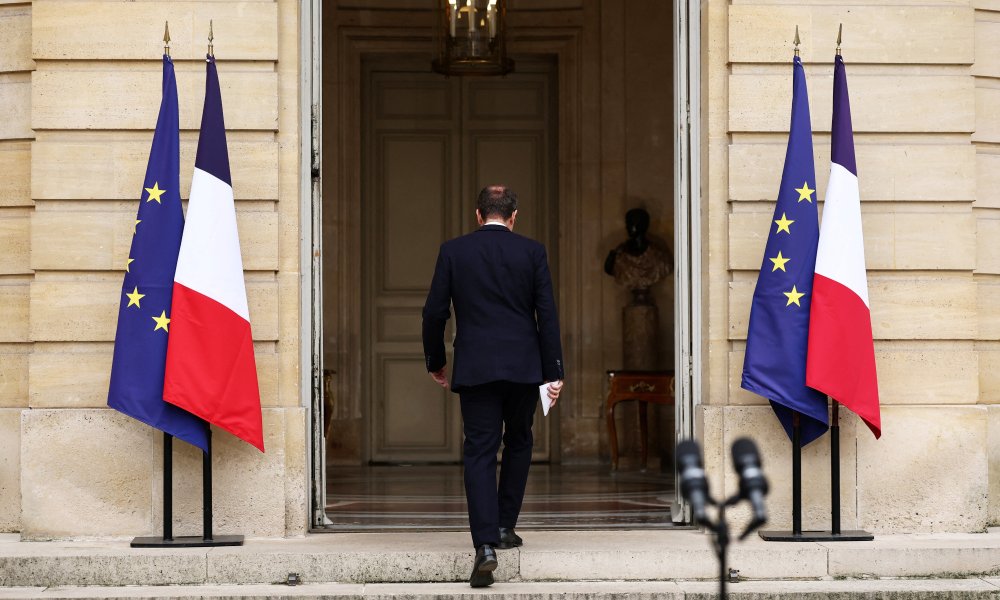 France with no PM again: what are Macron's options?