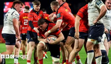 Jack O'Donoghue scores a try