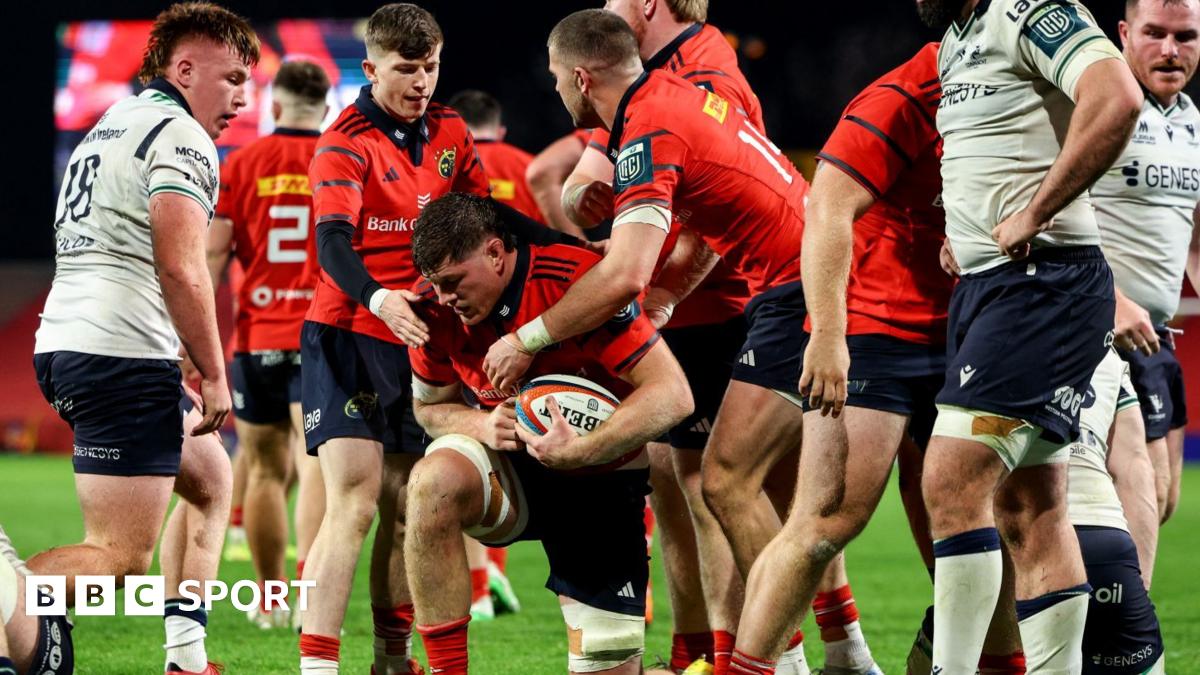 Jack O'Donoghue scores a try