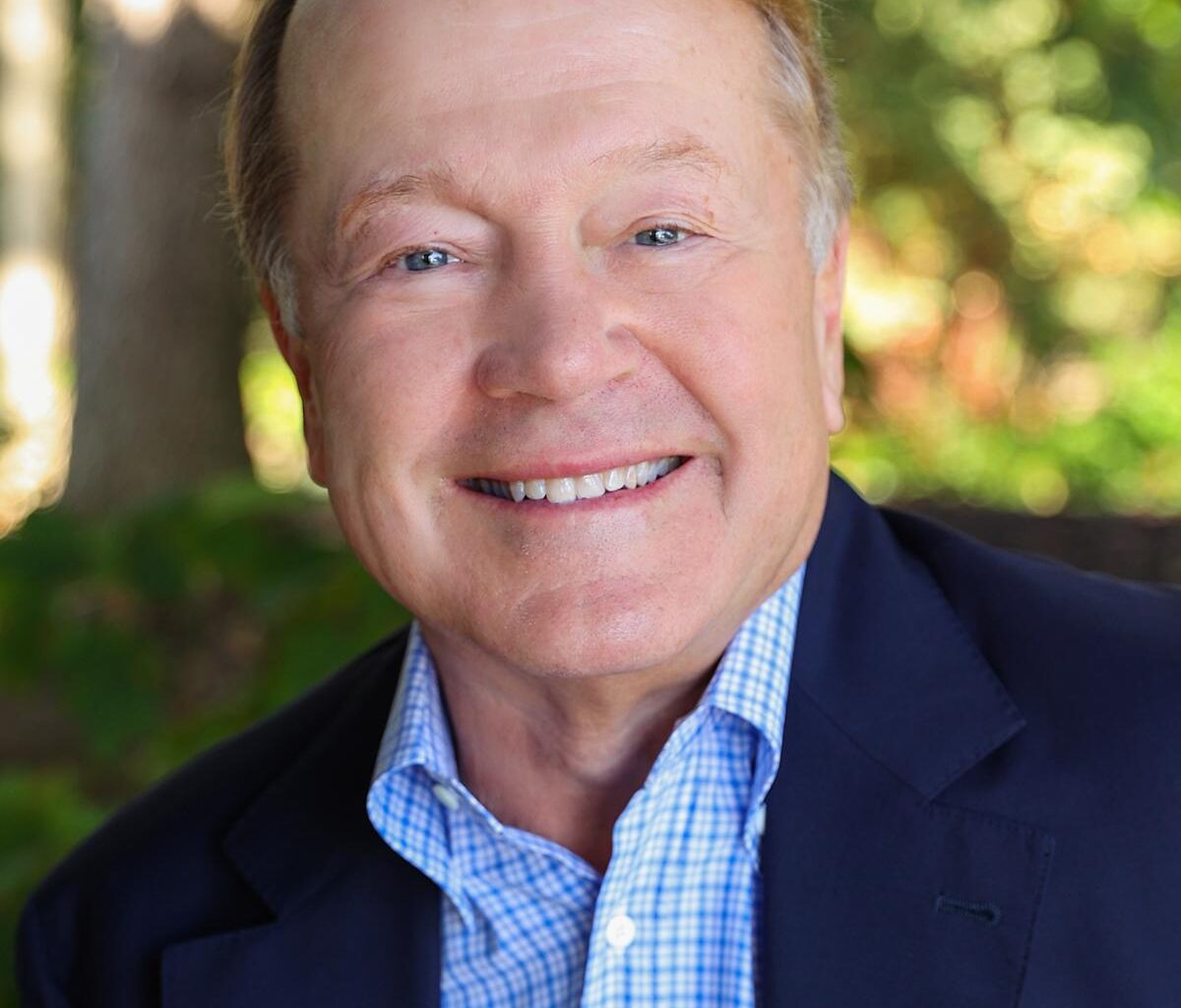 Silicon Valley leader who navigated the internet's boom and bust sees another wild ride with AI