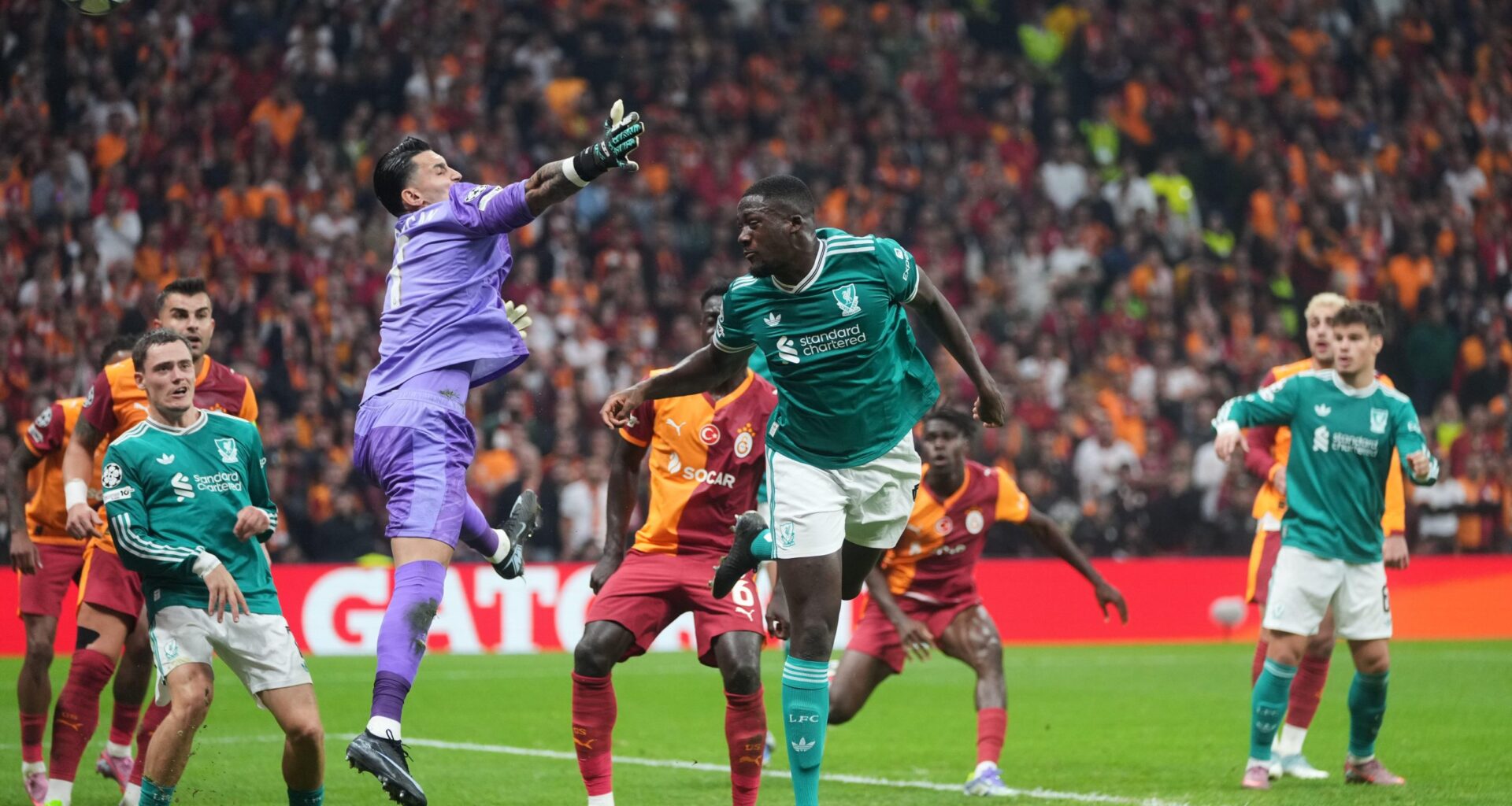 Liverpool in contract talks with defender | Shoot