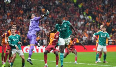 Liverpool in contract talks with defender | Shoot