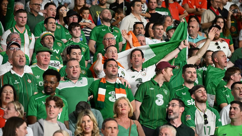 Portugal v Republic of Ireland: Late Neves goal sinks Irish hearts after brave defensive display