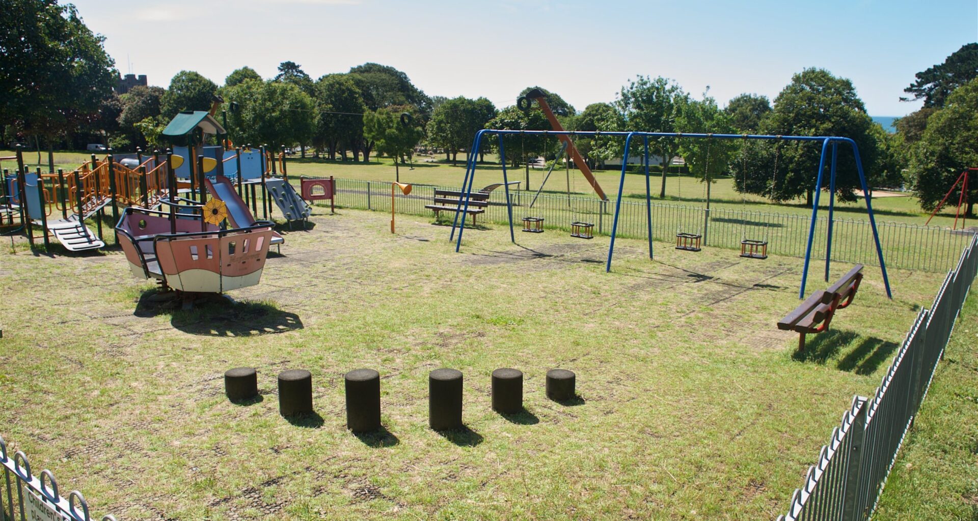 St Andrew's Park play area closed amid "ongoing vandalism"