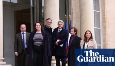 Macron summons parties for crunch meeting in frantic effort to appoint PM | France