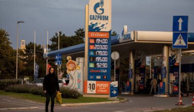 U.S. may hit Russia with more sanctions but wants Europe to increase pressure