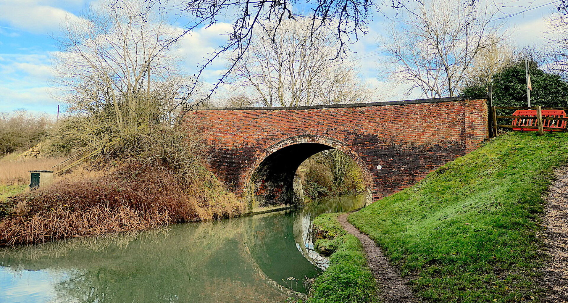 Thames Water wants permission to pollute Britain's water until 2040