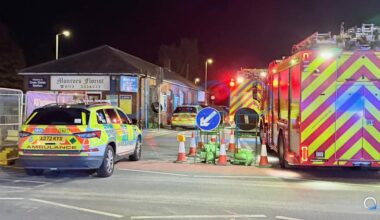 🚨LIVE: Large Emergency after Train Hits Person In Leeds Emergency services have rushed to Crossgates train station in Leeds this evening at 7.45pm after reports of a person struck by a train. All rail lines stand closed near the Station pub as crews manage the scene. Delays hit services between Leeds and York, with passengers urged to check... - Yapp ‘App’