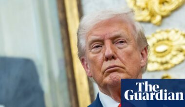 Trump news at a glance: US troops will be paid despite shutdown, president claims | Trump administration