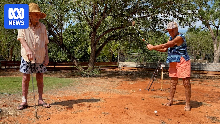 Golden golfers a hit in the red dirt of this Broome backyard