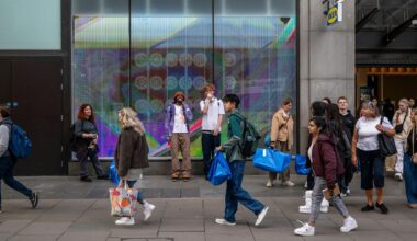 London hits record high as UK shop price inflation slows and rate cut bets rise