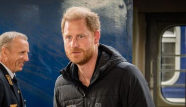 Royal Family LIVE: Prince Harry ‘can't help himself', says insider | Royal | News