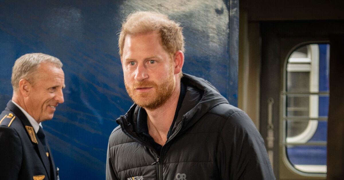 Royal Family LIVE: Prince Harry ‘can't help himself', says insider | Royal | News