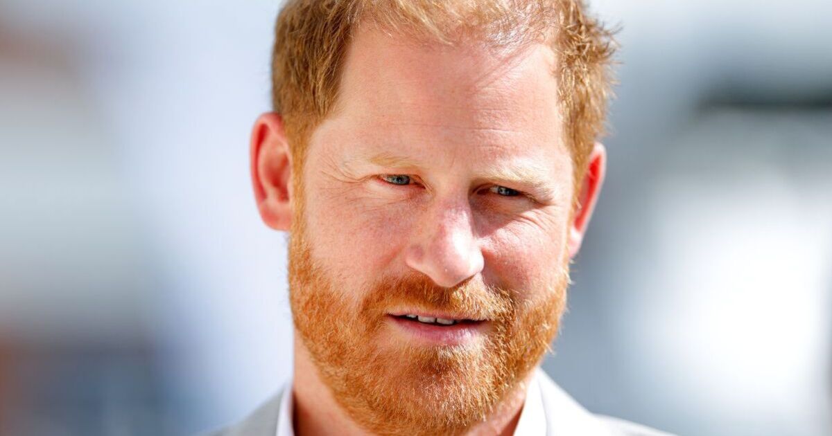 'Prince Harry's furious outburst was a mistake - he must remain silent' | Royal | News