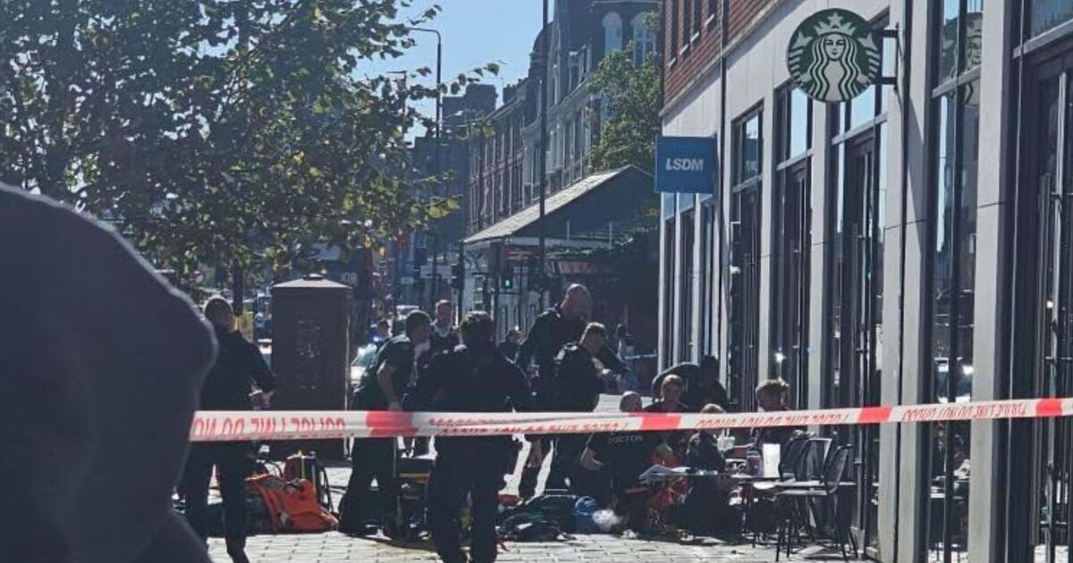Streatham stabbing LIVE: Incident outside London Starbucks leaves 'blo | UK | News