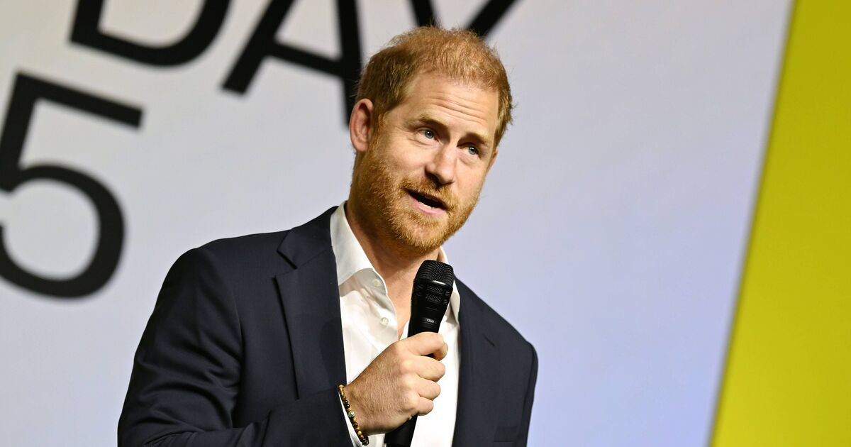 Prince Harry's staggering net worth - and how he compares to William | Royal | News