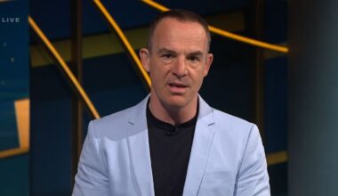 Martin Lewis urges people to stop using cash | Personal Finance | Finance