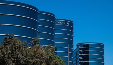 Oracle Sinks on Report Its Cloud Margins Are Lower Than Expected