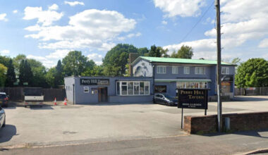 Plans to demolish former pub for homes