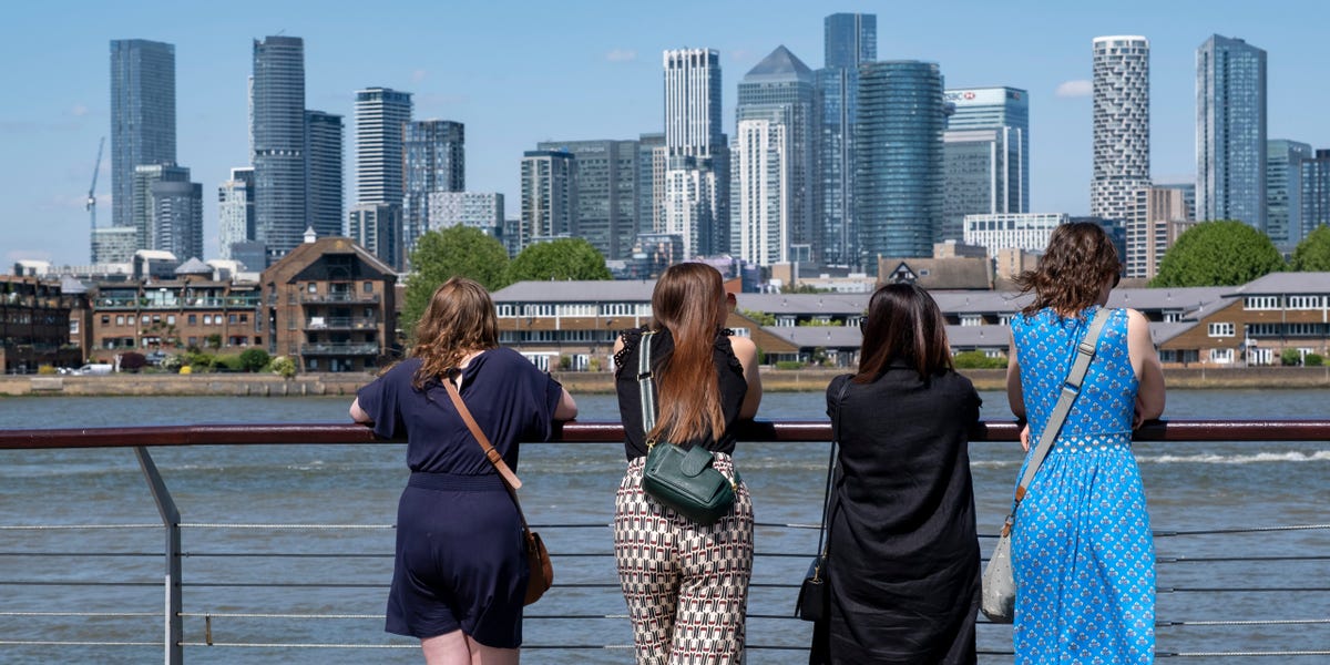 City Exec: Gen Z Should Start Businesses As AI Kills Entry-Level Jobs