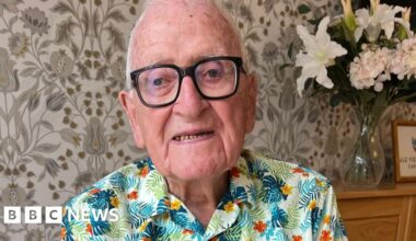 'Thriving not surviving' in Sidmouth Britain's over-90s capital