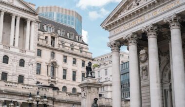 Stocks tumble as slowdown in UK pay growth makes rate cut more likely